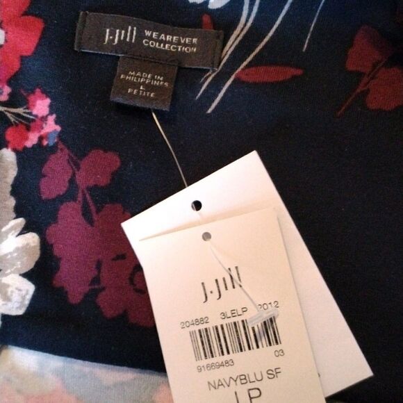 NWT J. Jill Wearever Dress - Picture 7 of 10